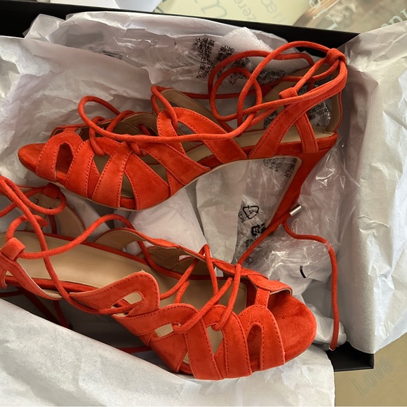 Banana Republic suede heels - Picture 6 of 11